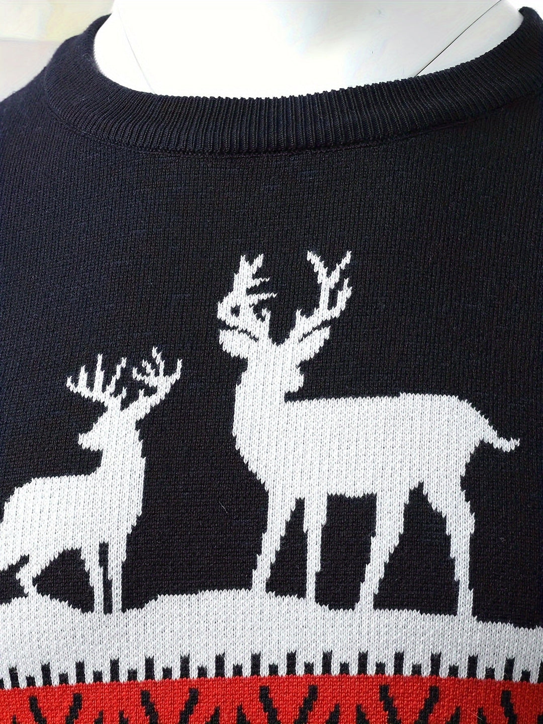 Carter | Men's Reindeer Print Christmas Jumper