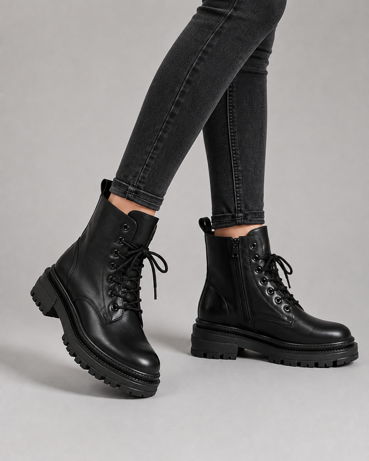 Roberta | Women's Faux Fur Lace-Up Snow Boots